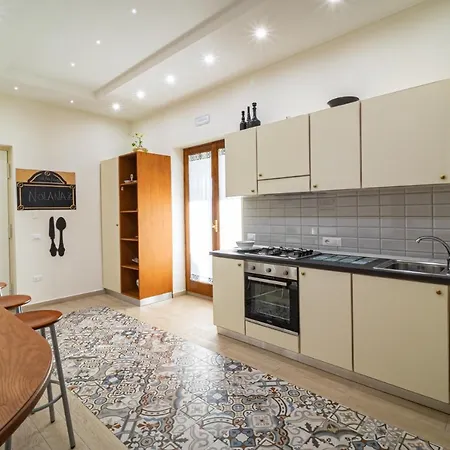 Bed and Breakfast Nolana '86 4*